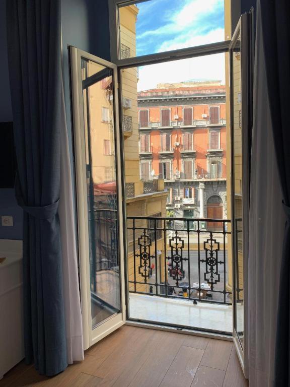 Suite Cuorenapoletano Nápoles Exterior foto