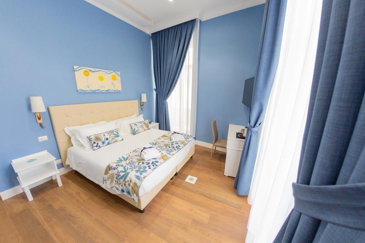 Suite Cuorenapoletano Nápoles Exterior foto