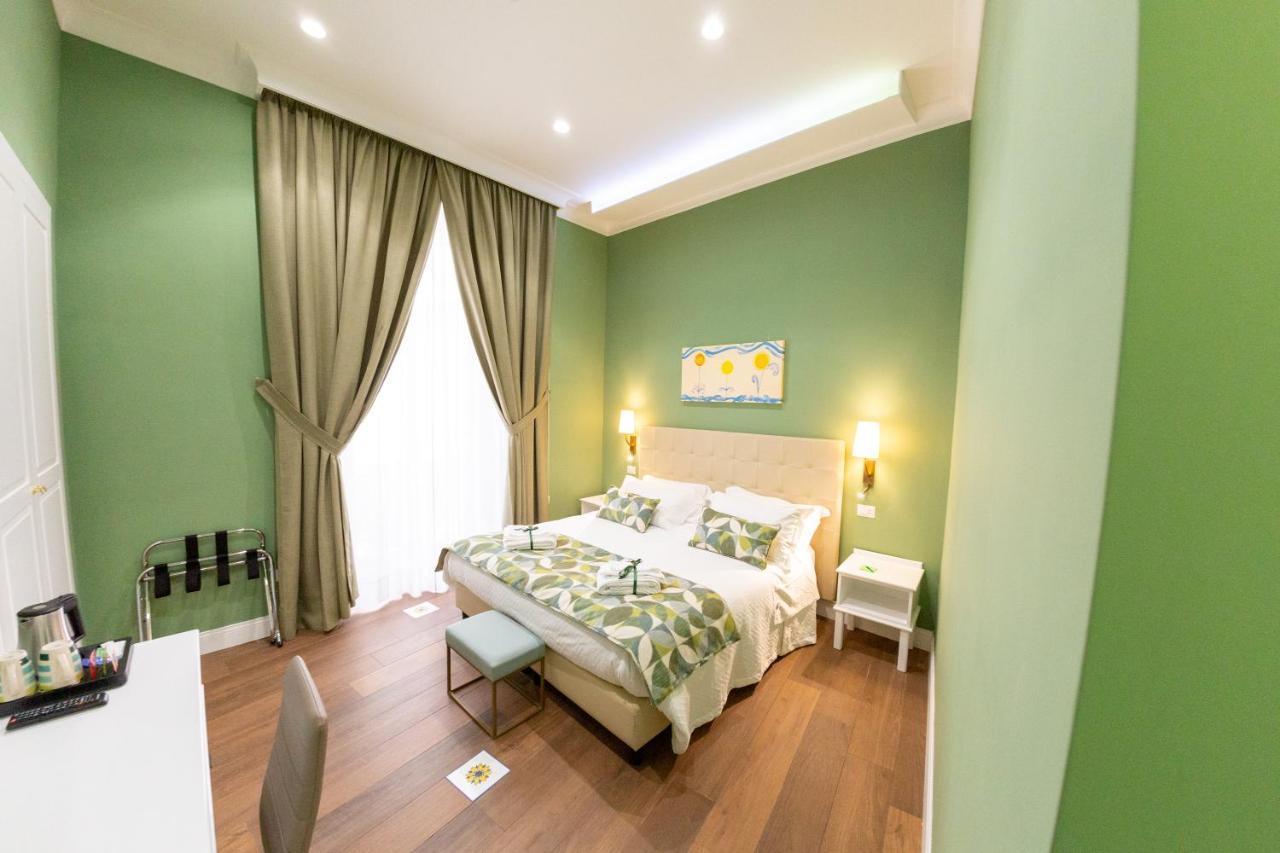 Suite Cuorenapoletano Nápoles Exterior foto