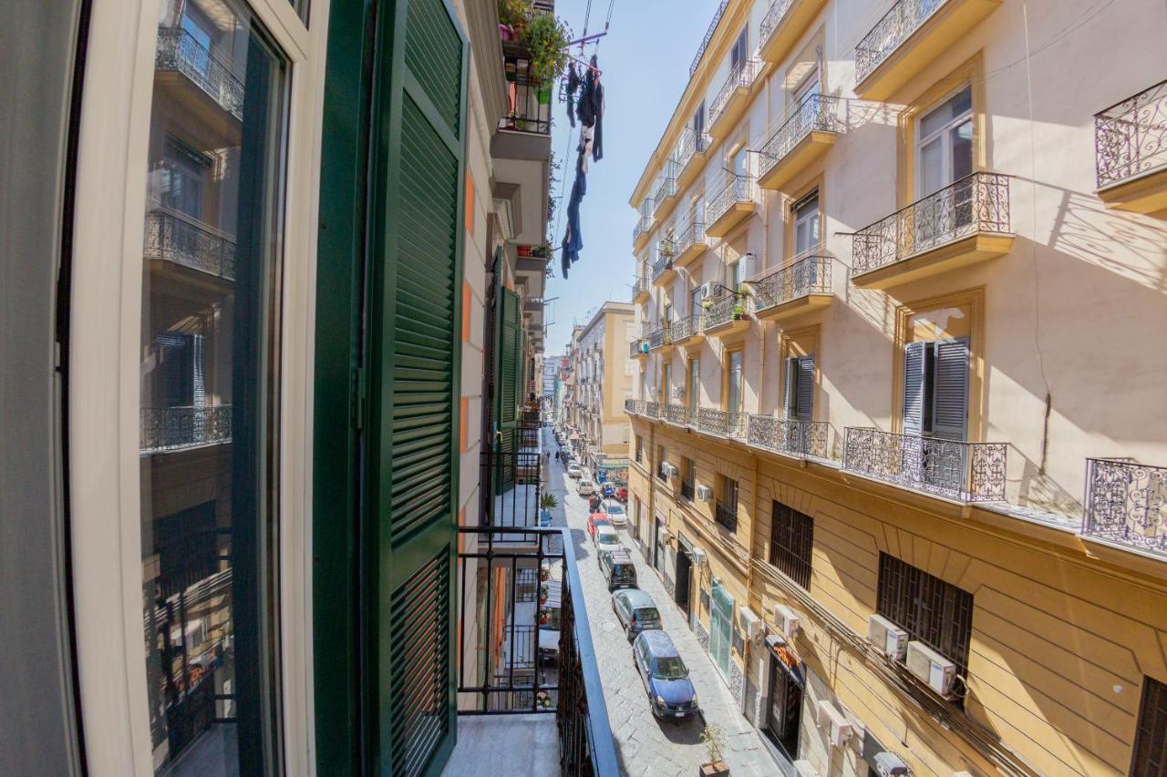 Suite Cuorenapoletano Nápoles Exterior foto